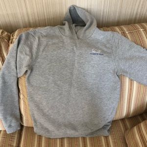 Vineyard vines kid size sweater